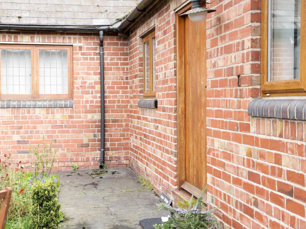 Acorn Cottage 1 Petton Bagian luar foto